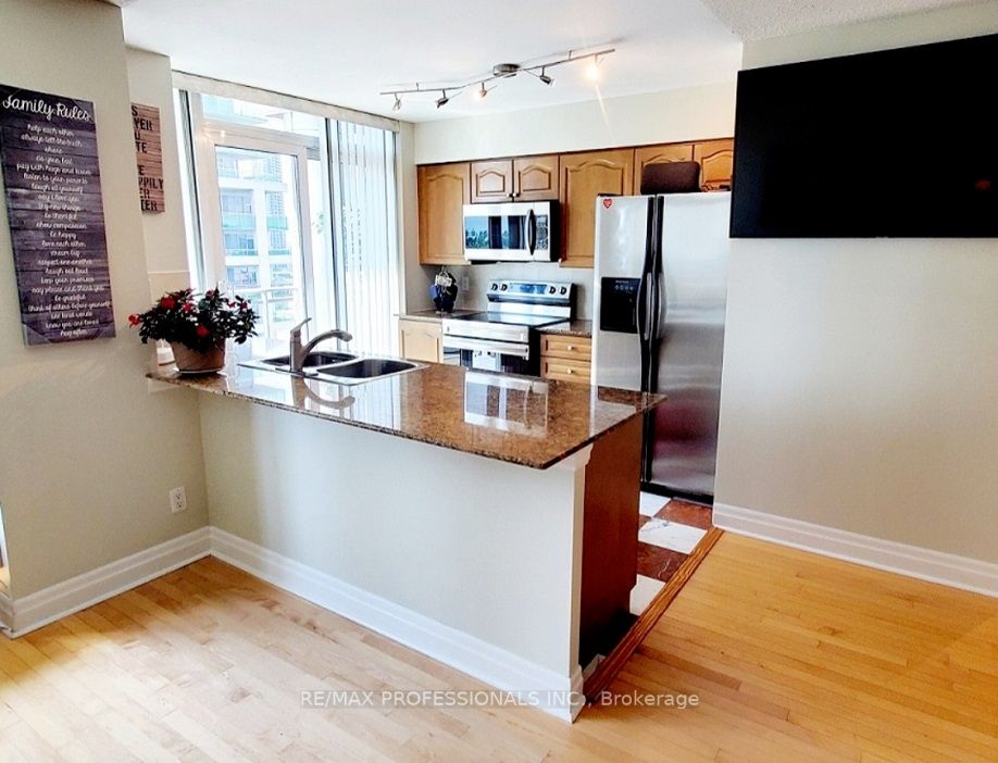2121 Lake Shore Blvd W, #1513