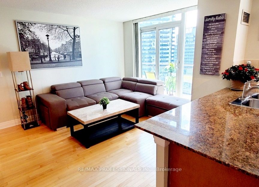2121 Lake Shore Blvd W, #1513