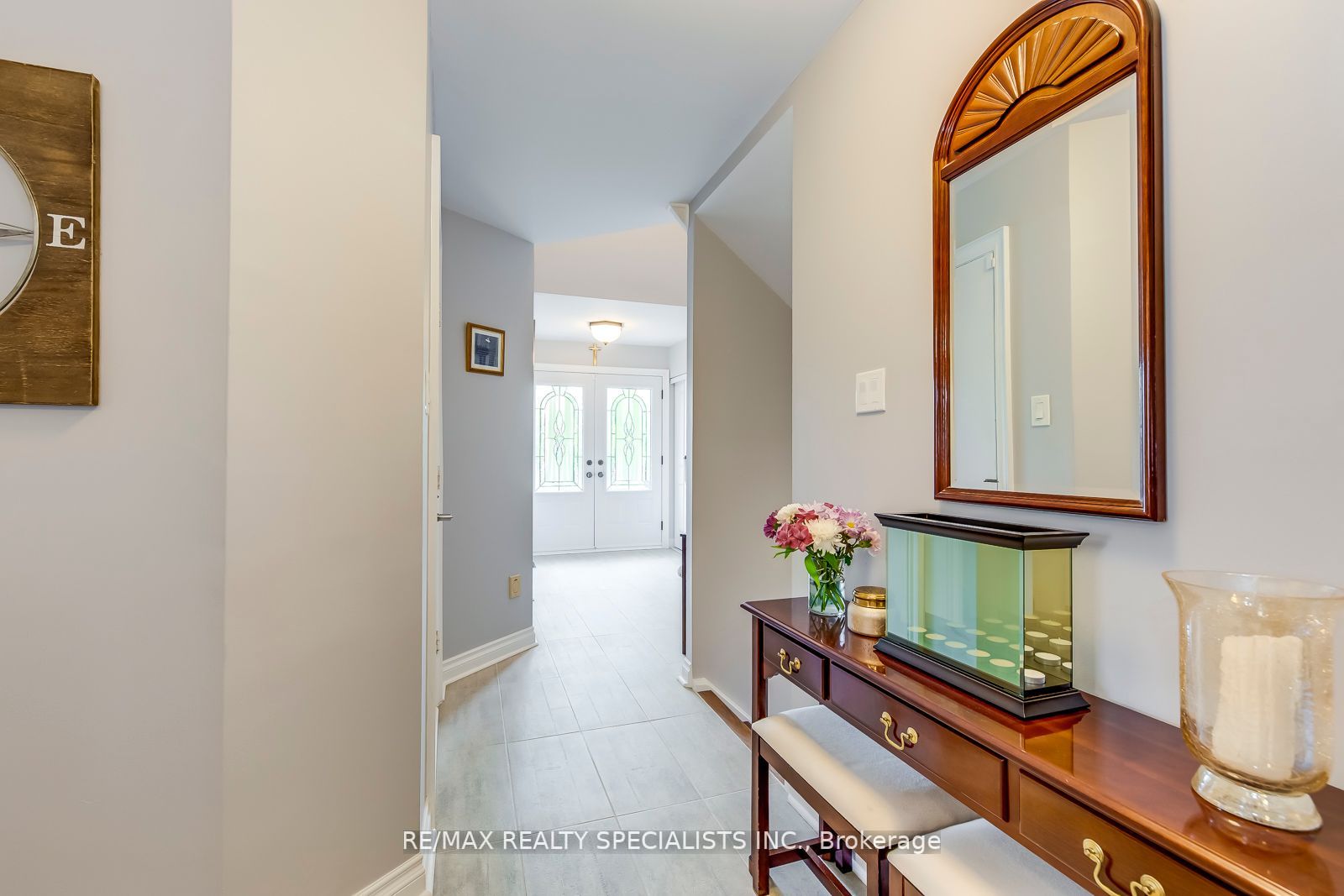 8 Ferguson Pl