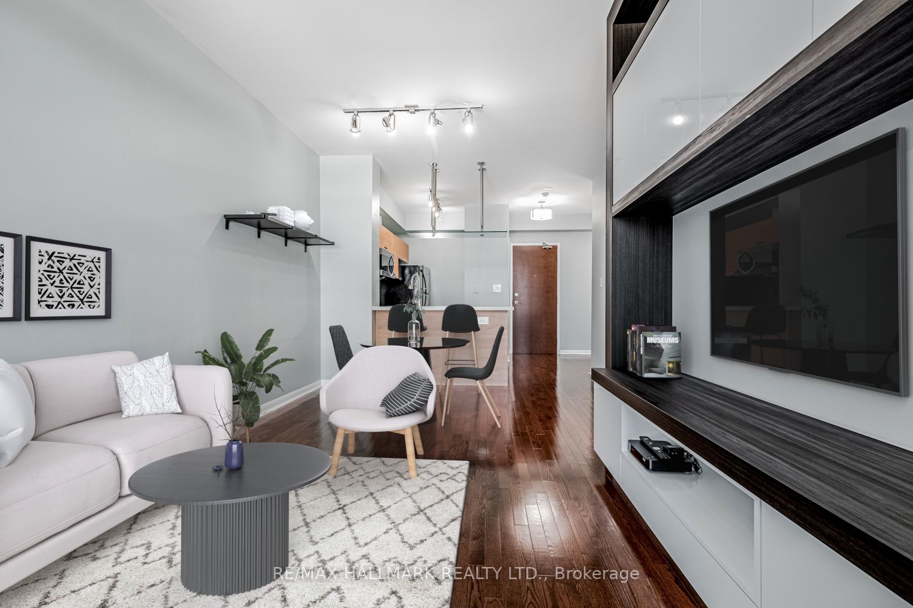 3391 Bloor St W, #415