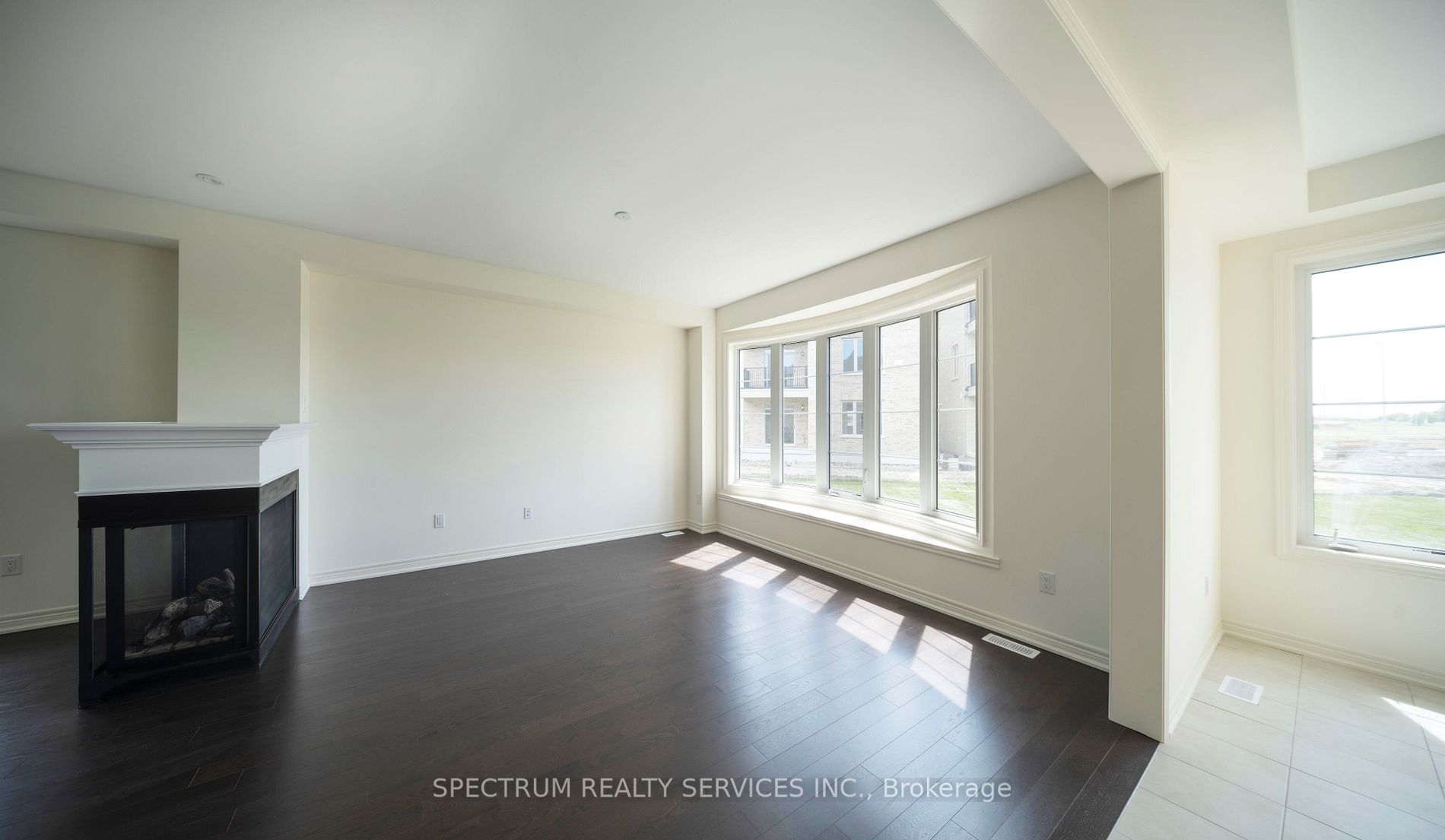 60 Donald Stewart Rd