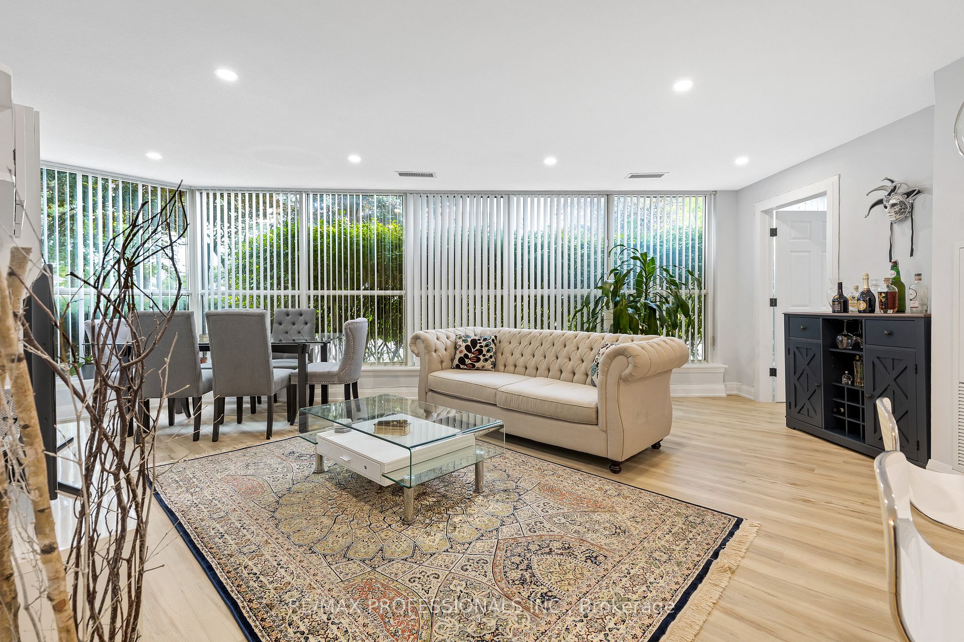 2091 Hurontario St, #108