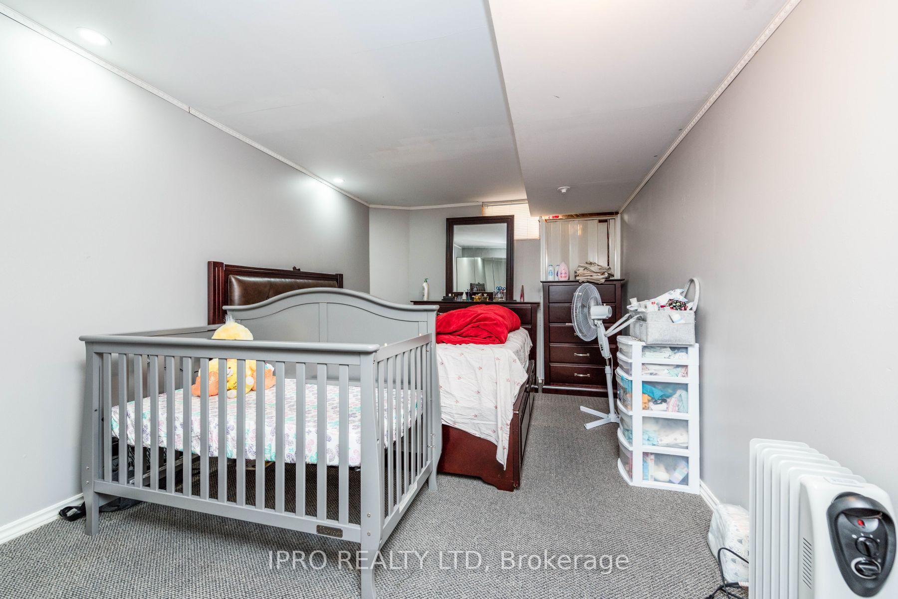 41 Fallstar Cres
