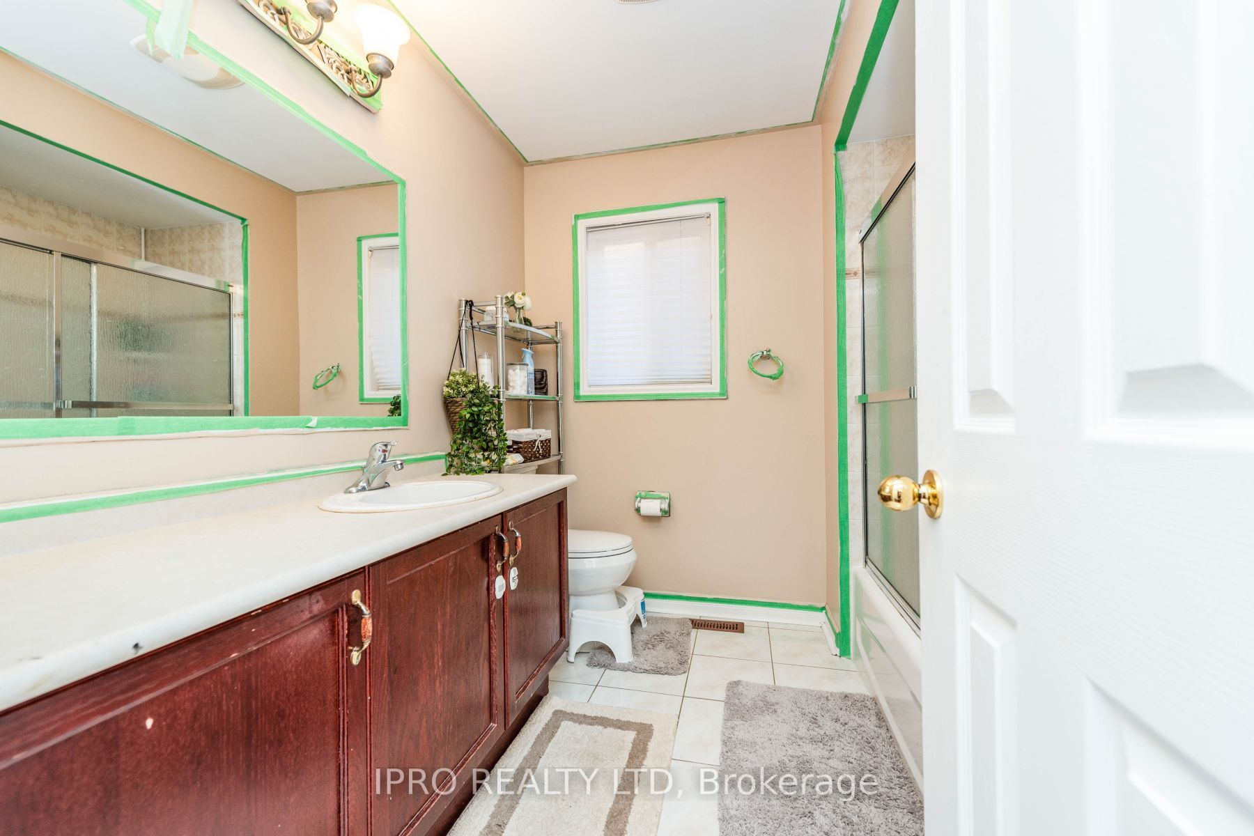 41 Fallstar Cres