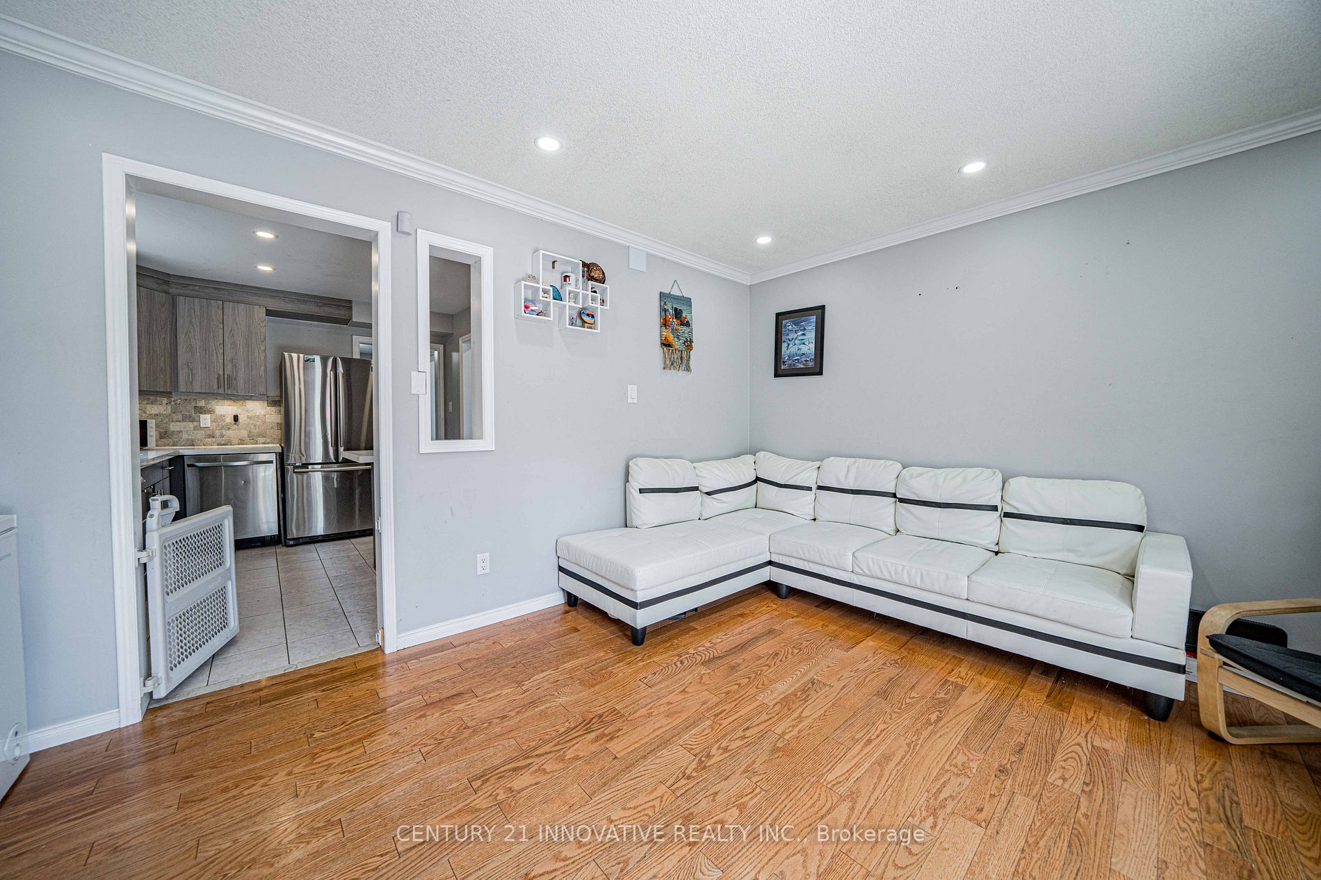 53 Smith Dr