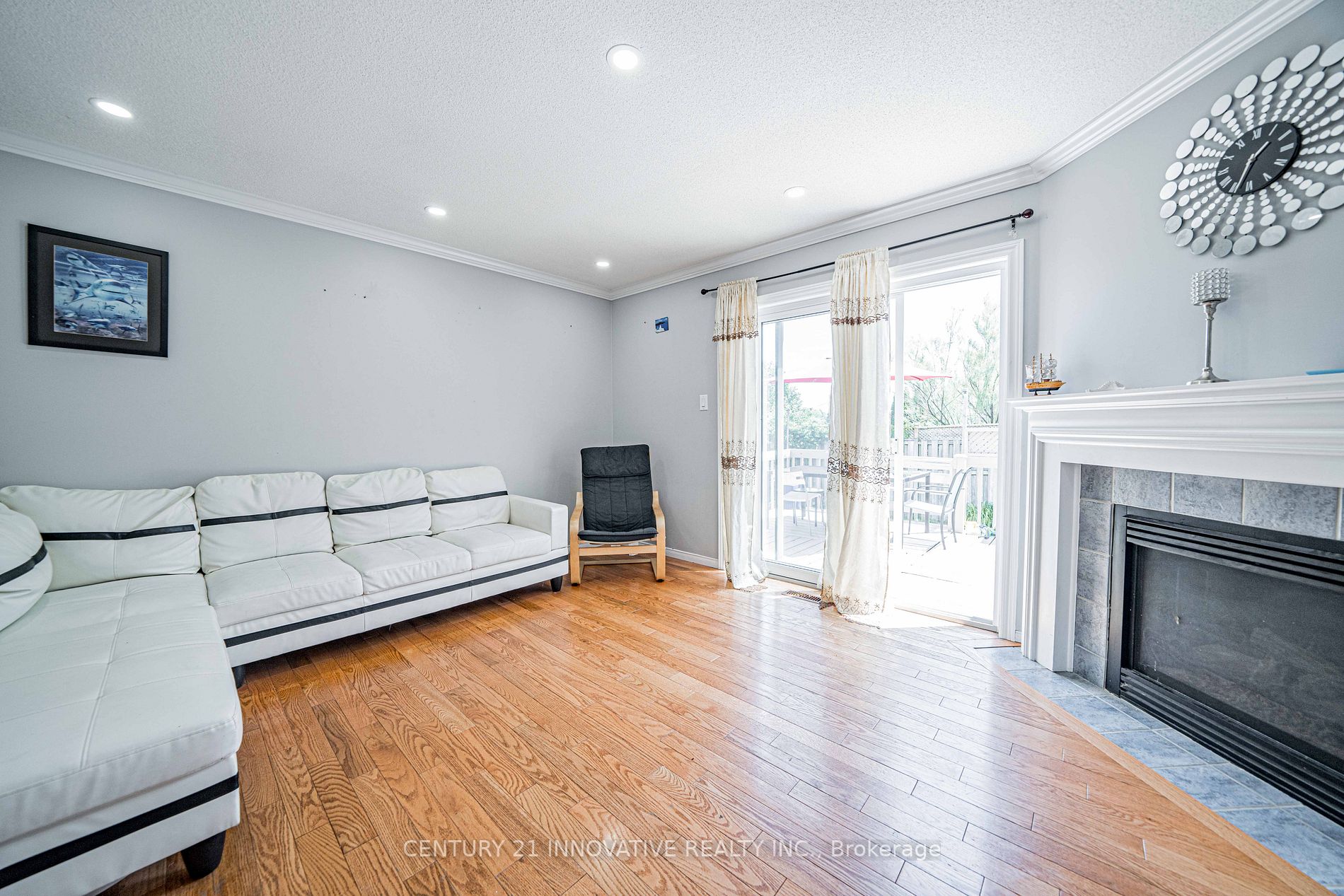 53 Smith Dr