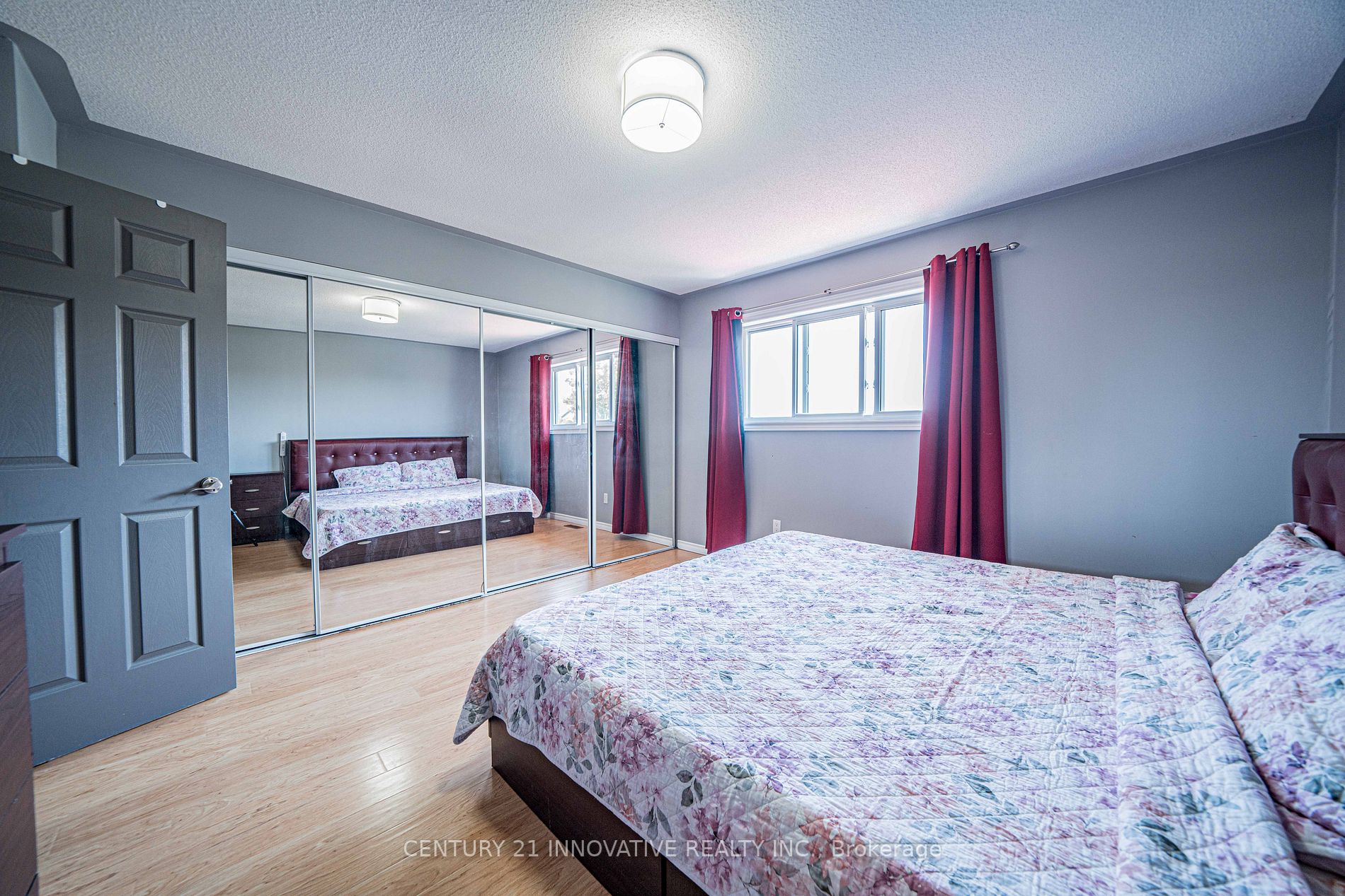 53 Smith Dr