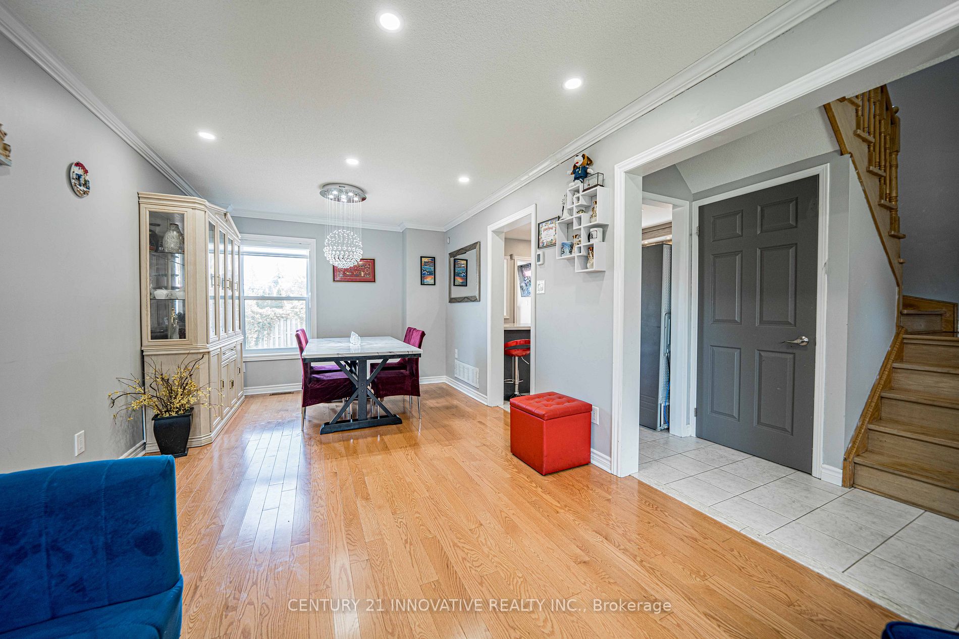 53 Smith Dr