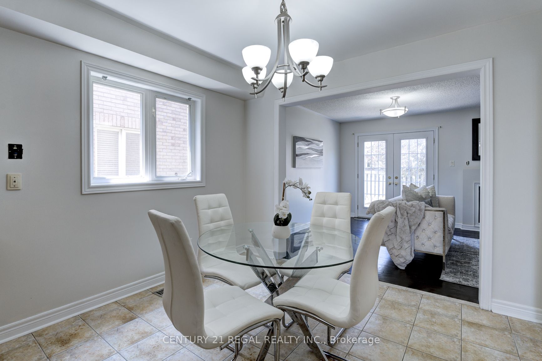 25 Sweet Briar Lane