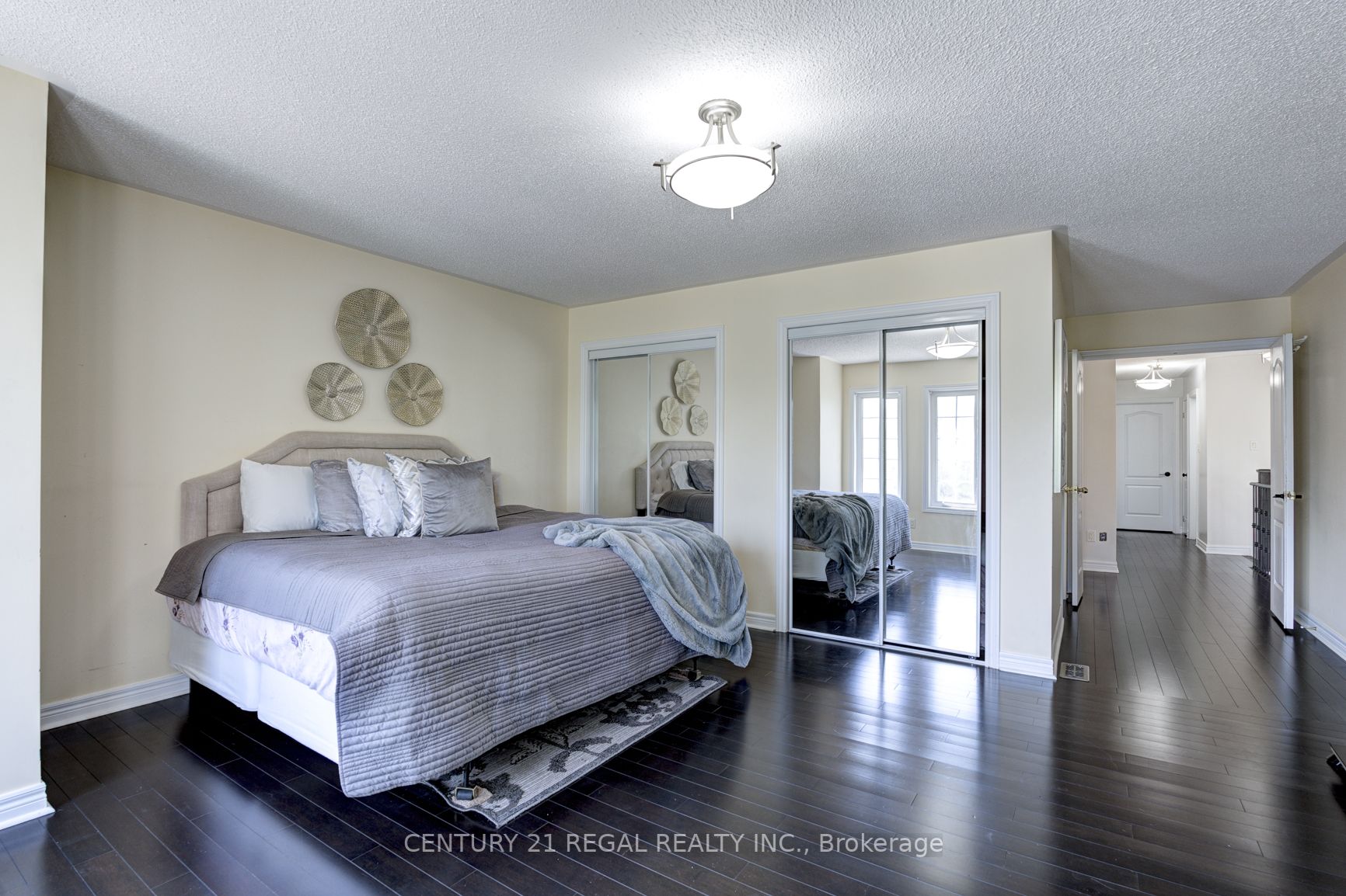 25 Sweet Briar Lane