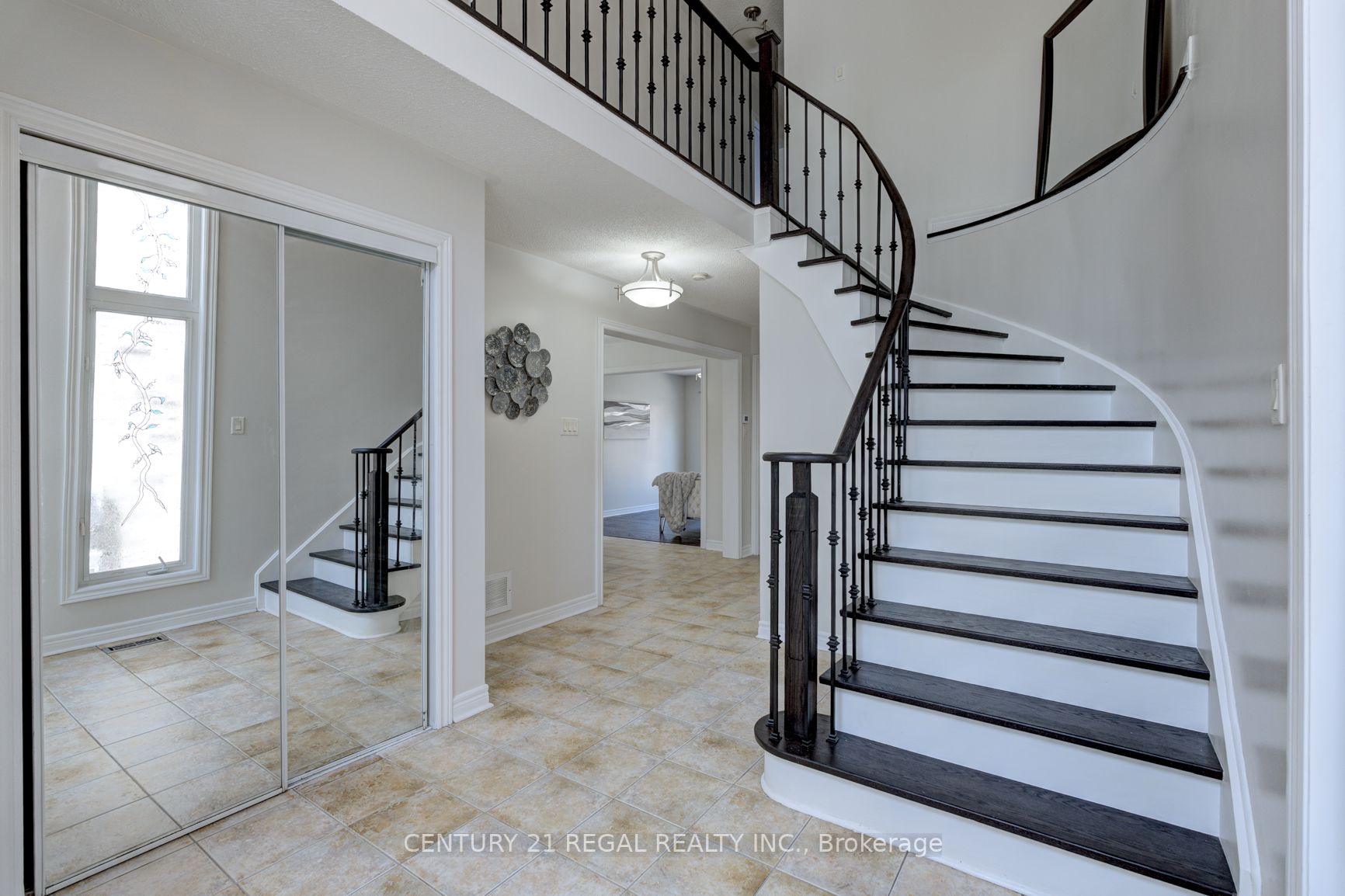 25 Sweet Briar Lane