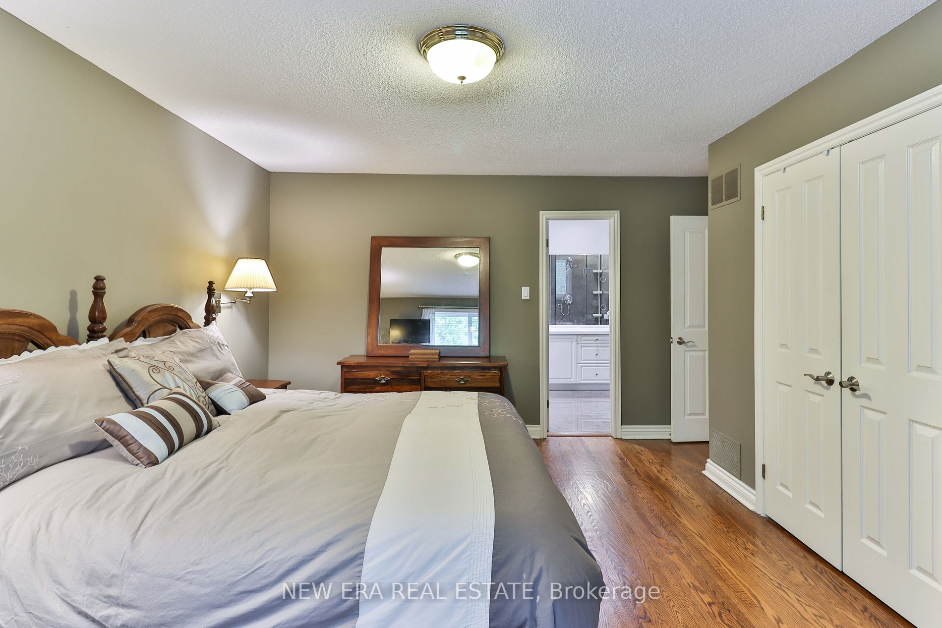 1244 Woodland Ave