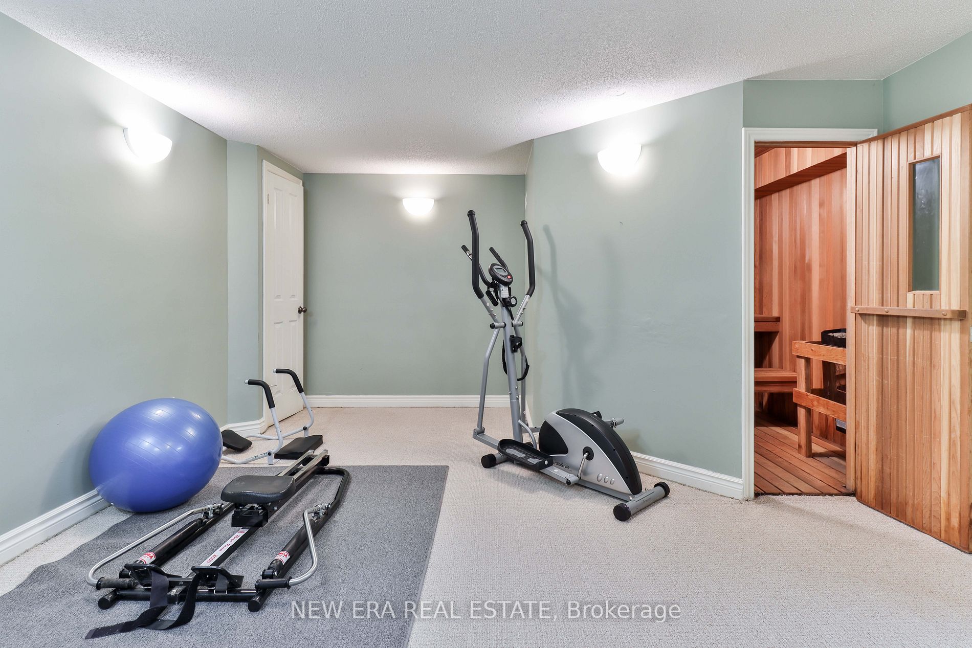 1244 Woodland Ave