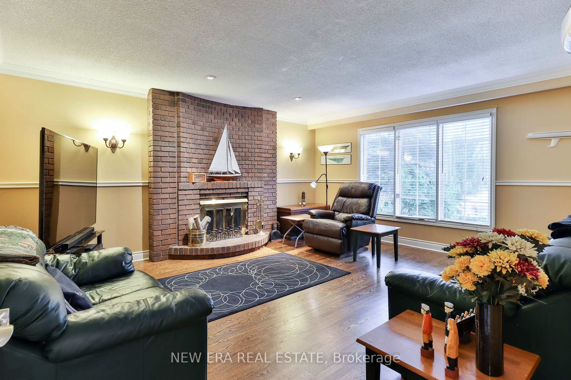1244 Woodland Ave