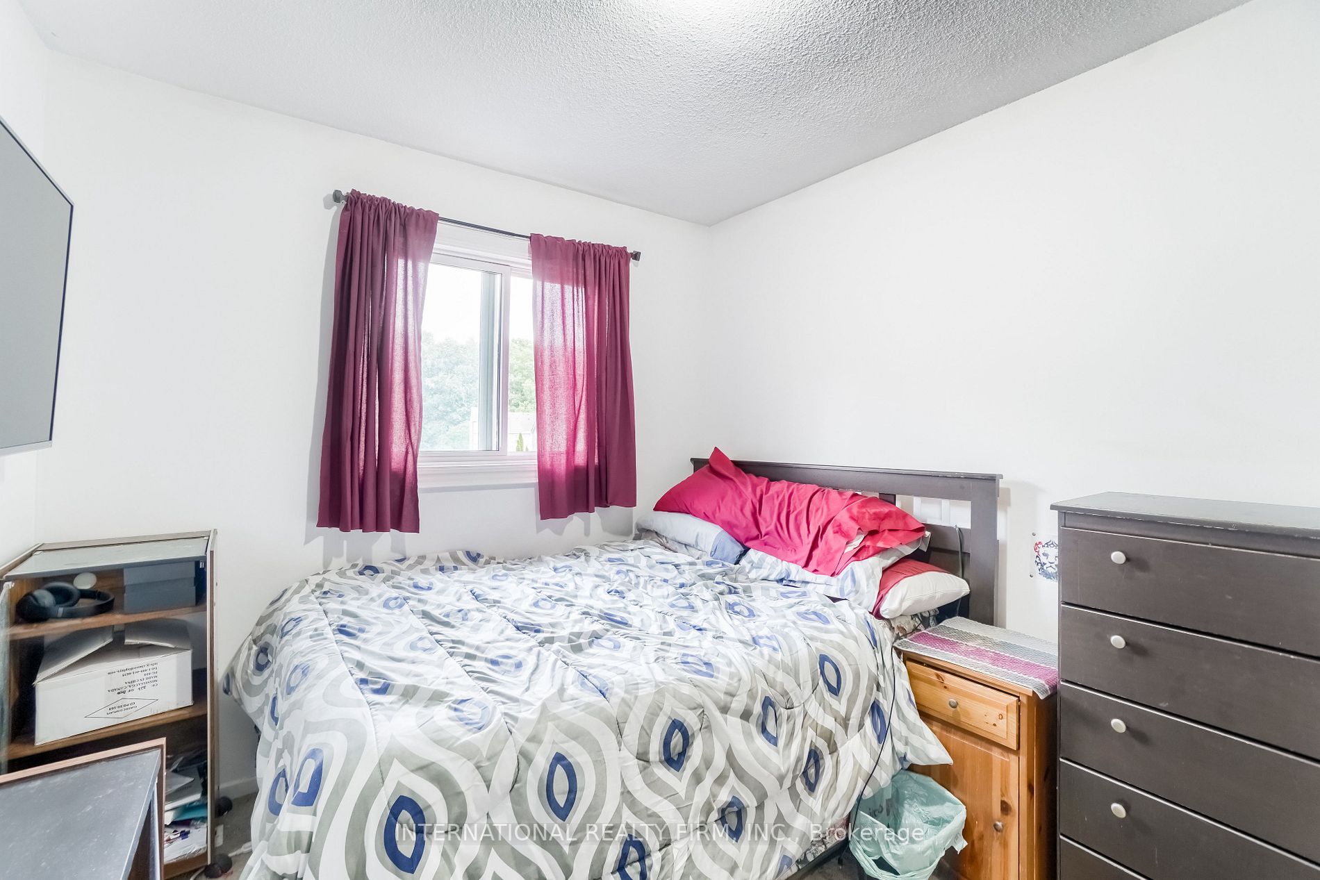 77 Morley Cres, #77