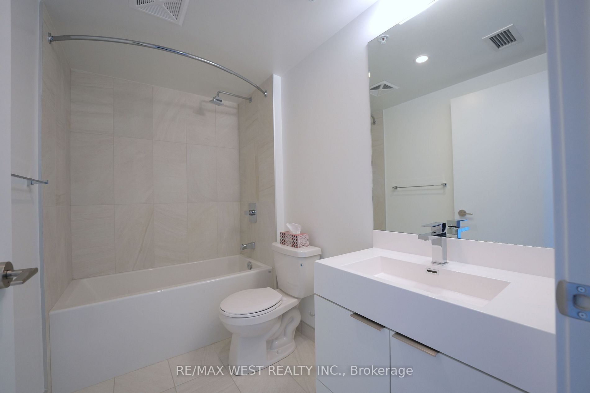30 Samuel Wood Way, #1410