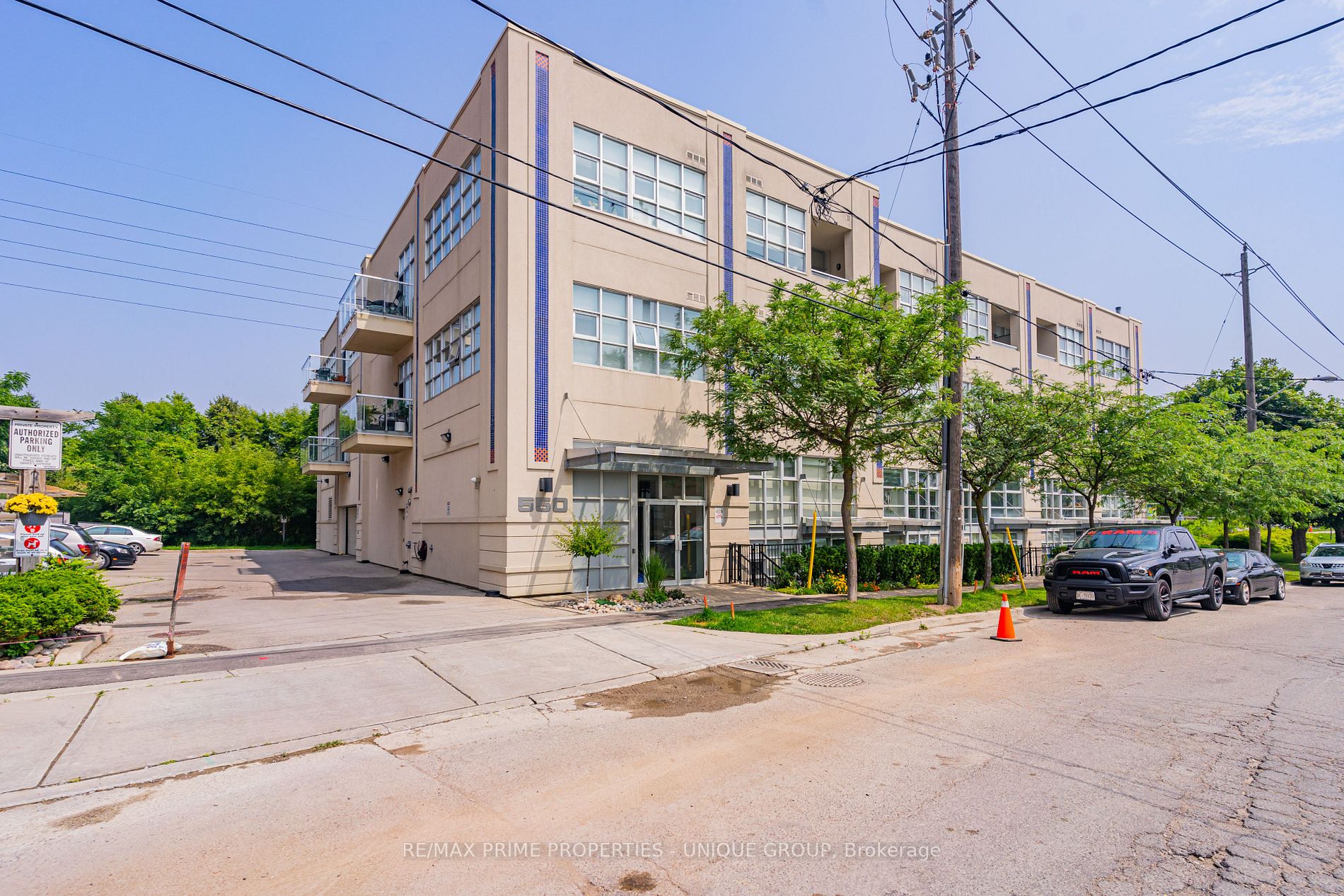 550 Hopewell Ave, #101