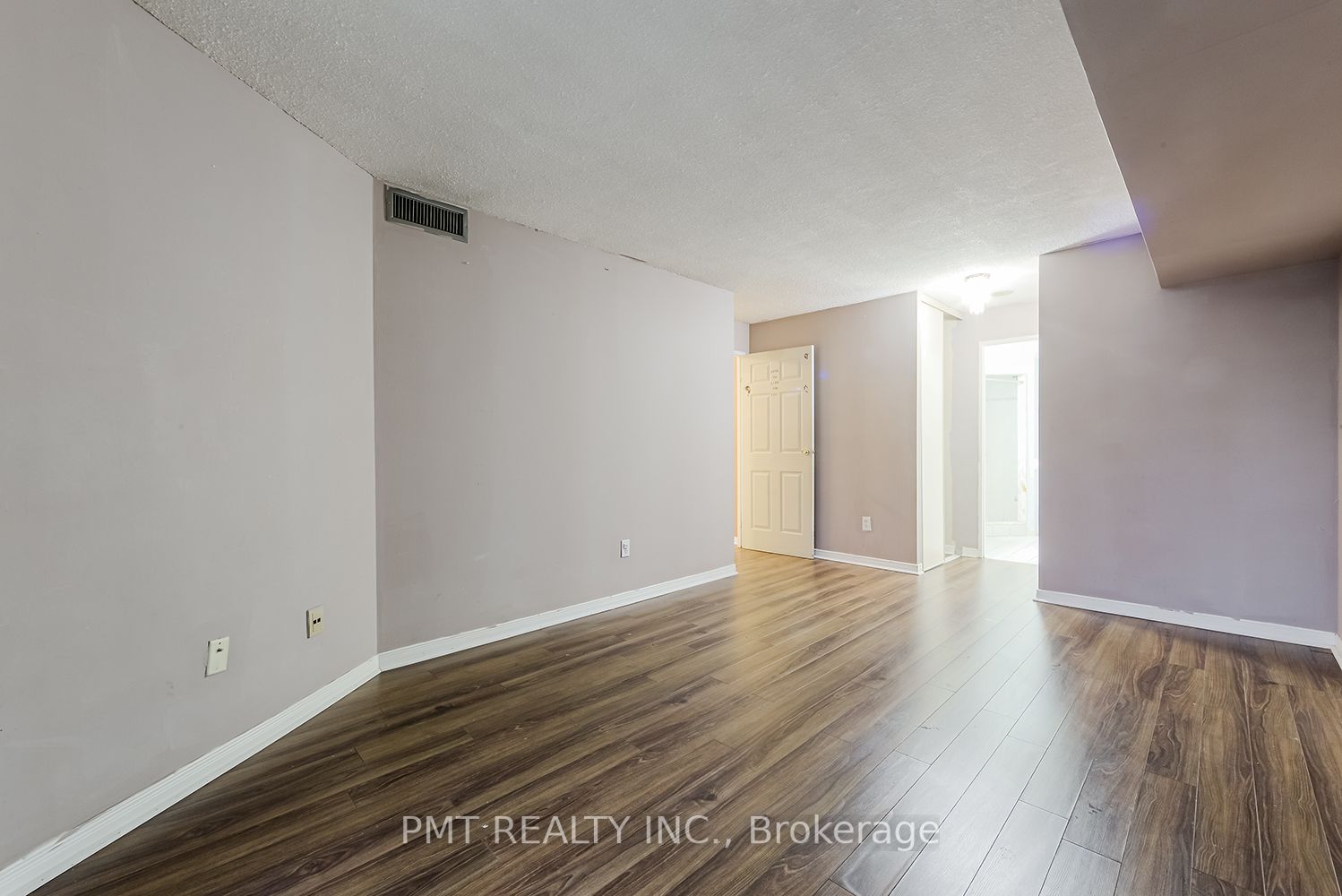 Listing W6635290 - Large Photo # 14