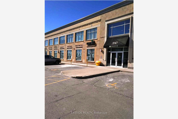 330 Bronte St S, Milton