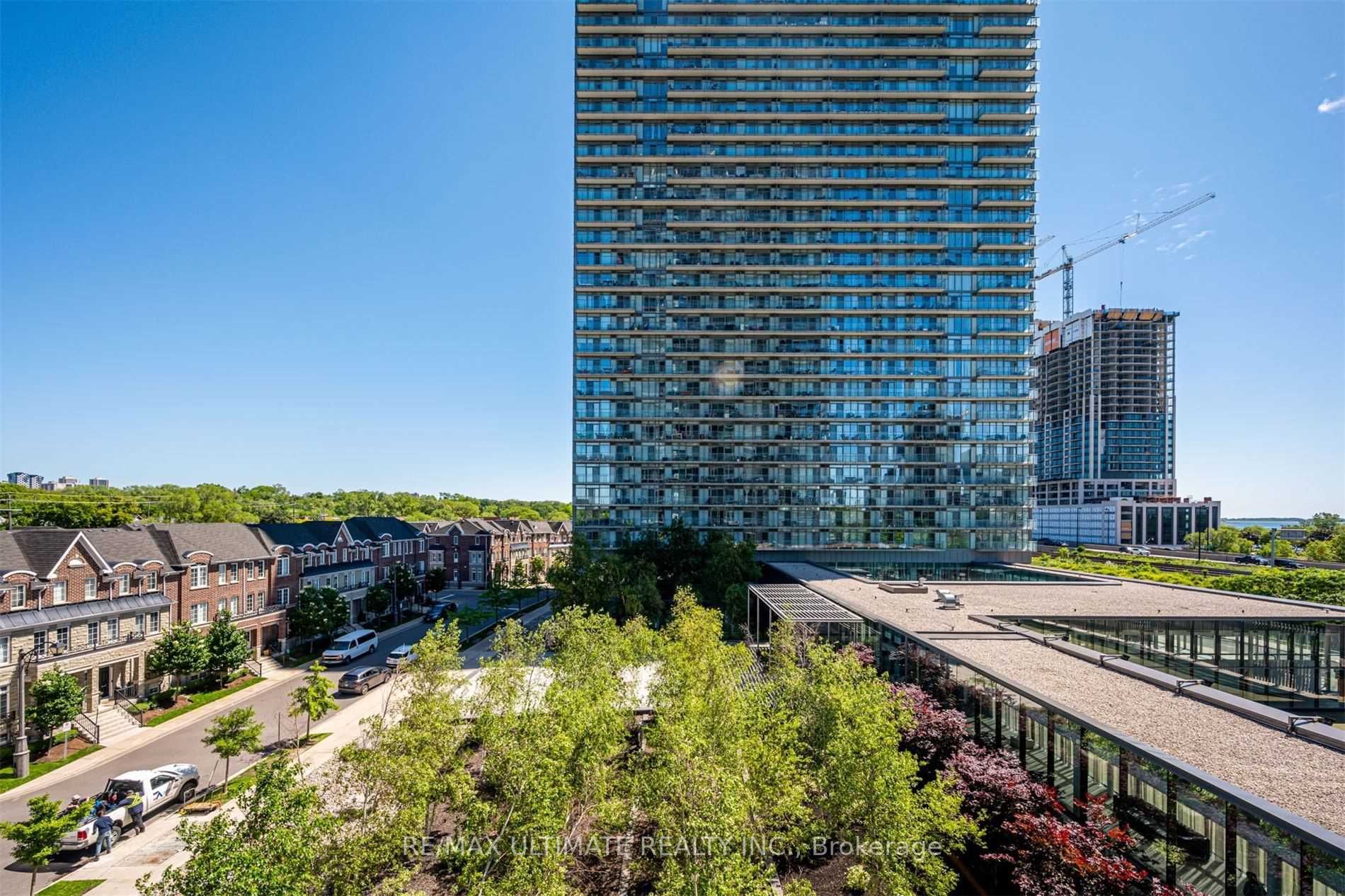 105 The Queensway Ave, #301