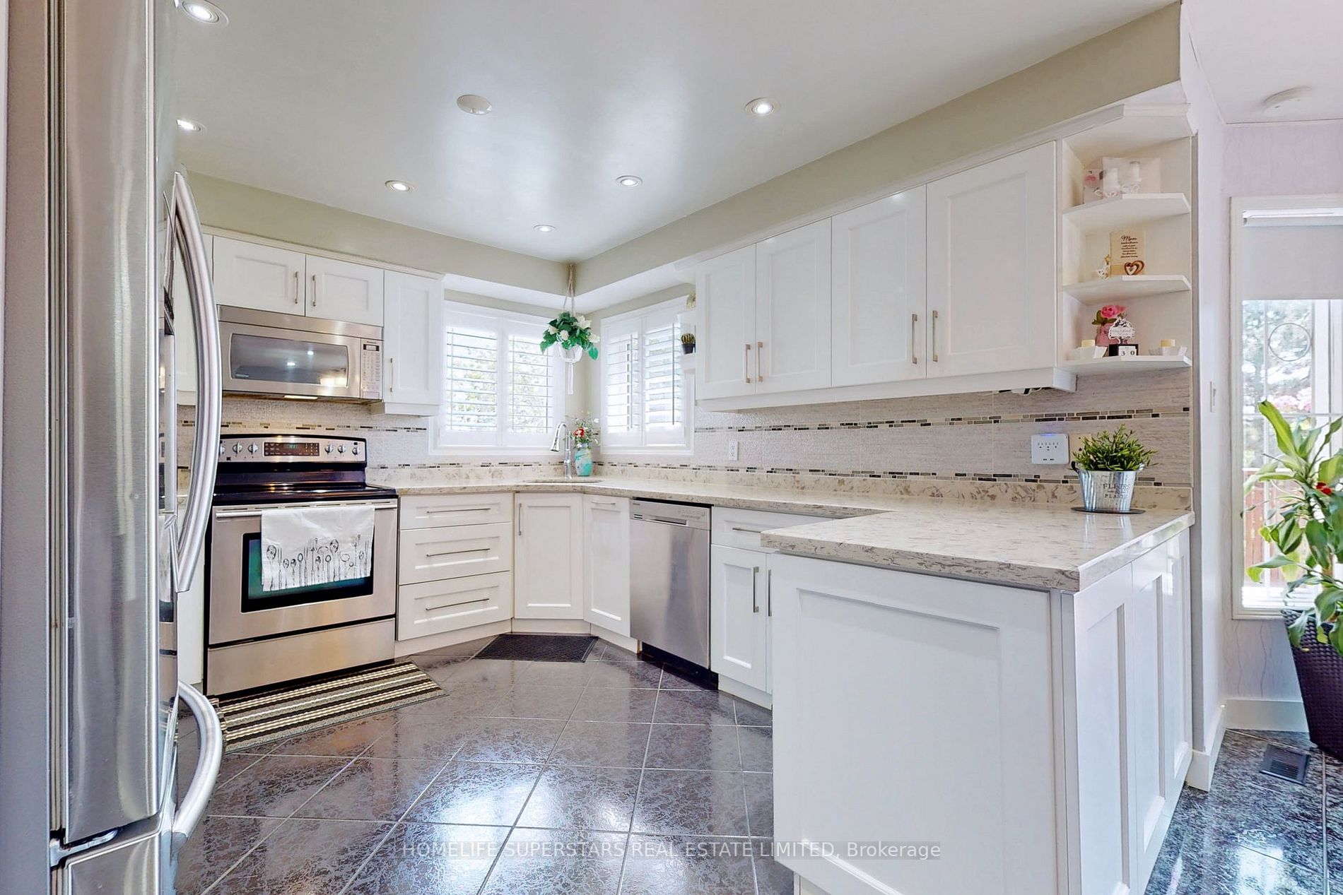 34 Sifford Crt