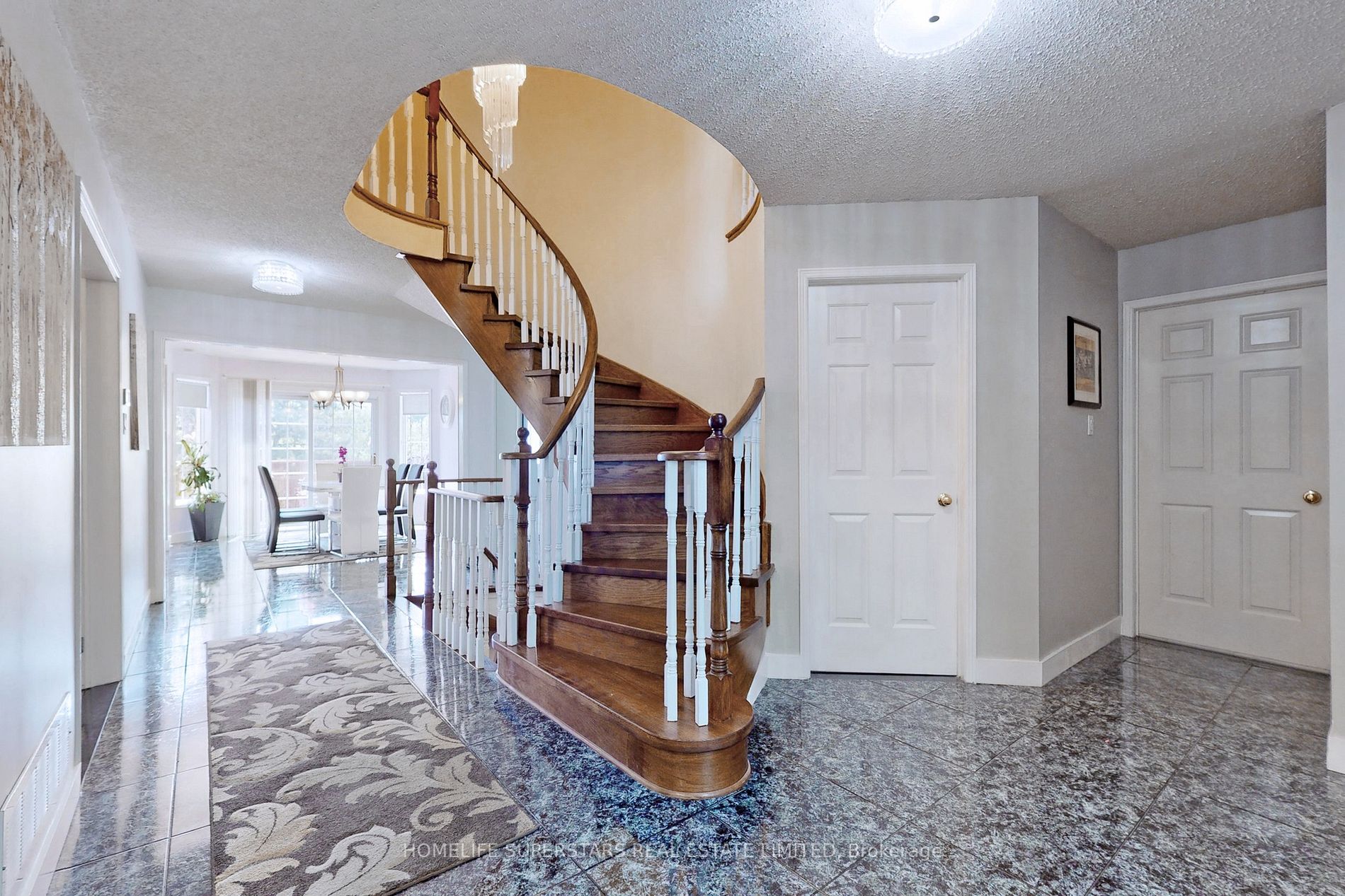 34 Sifford Crt