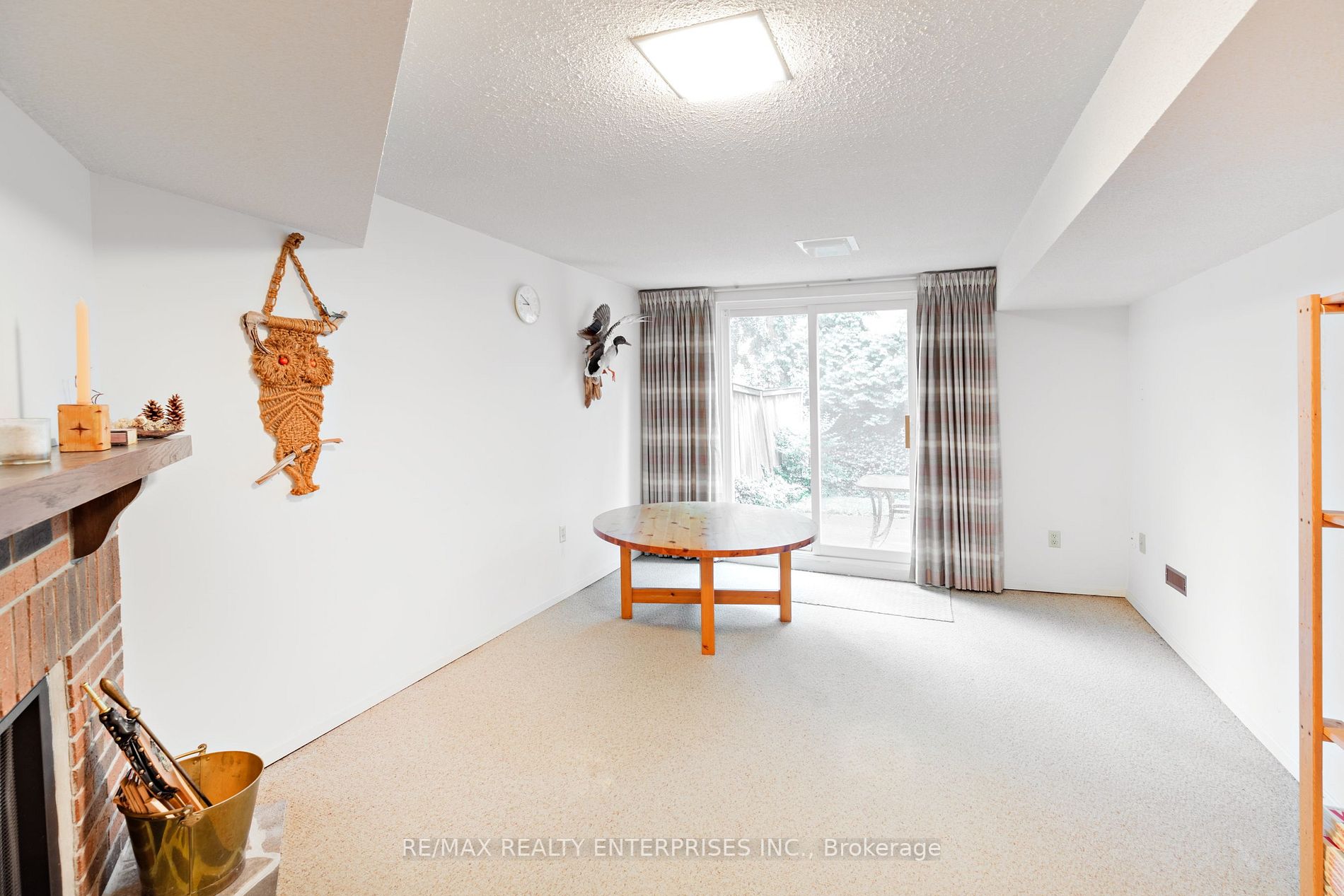 1098 Bordeaux Crt