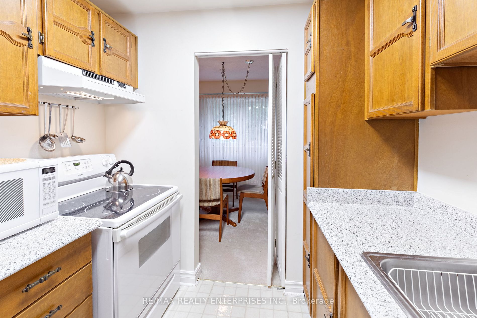 1098 Bordeaux Crt