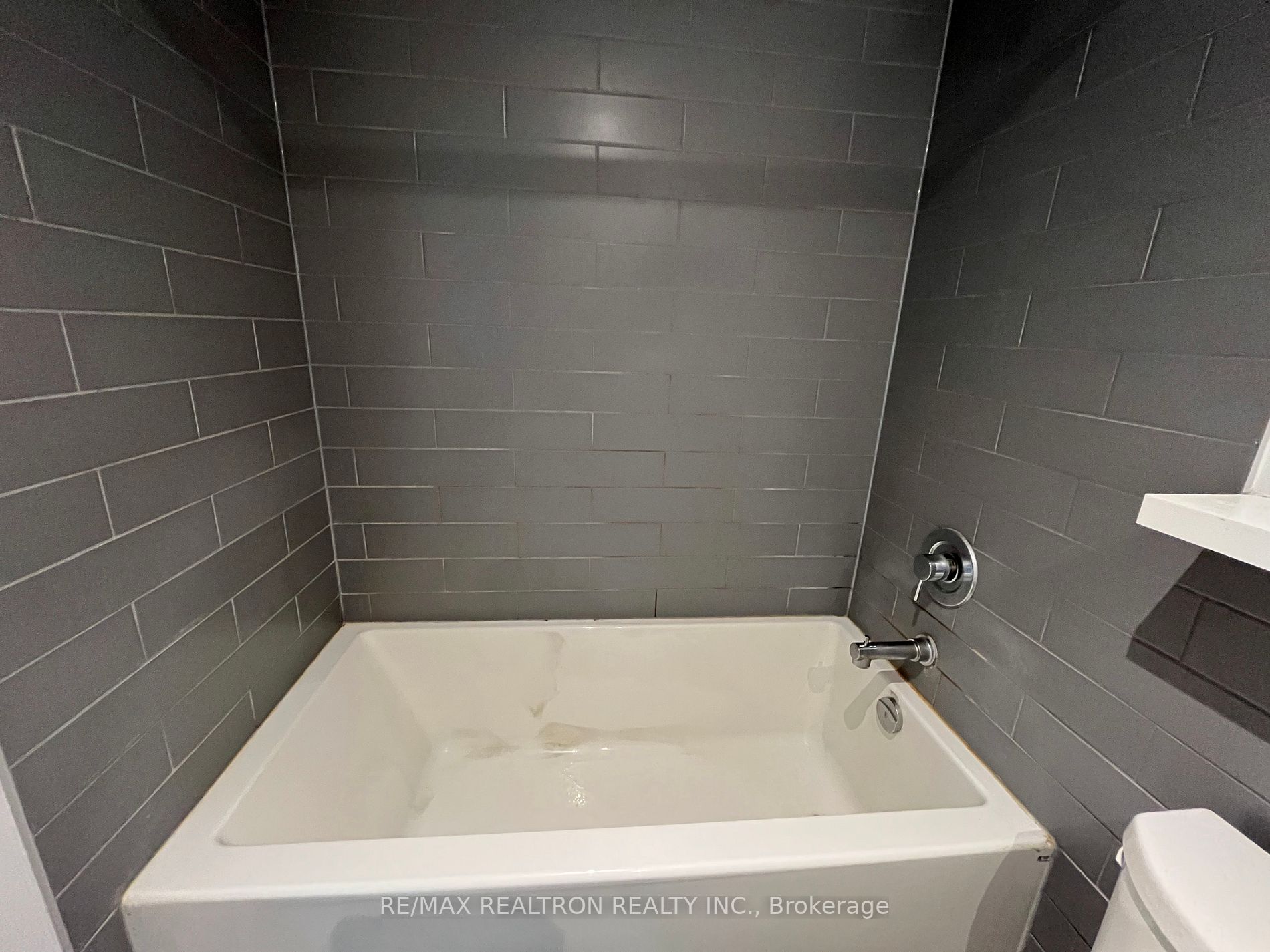 160 Flemington Road, #307