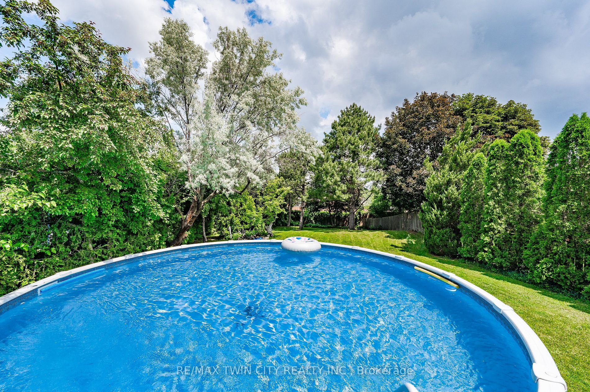 3017 Plum Tree Court