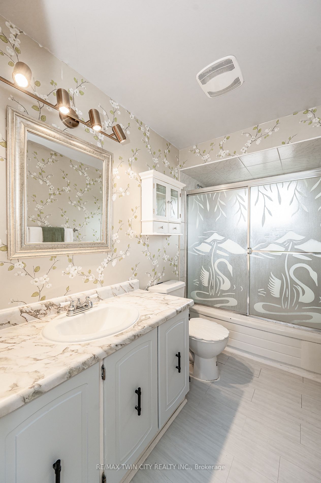 3017 Plum Tree Court