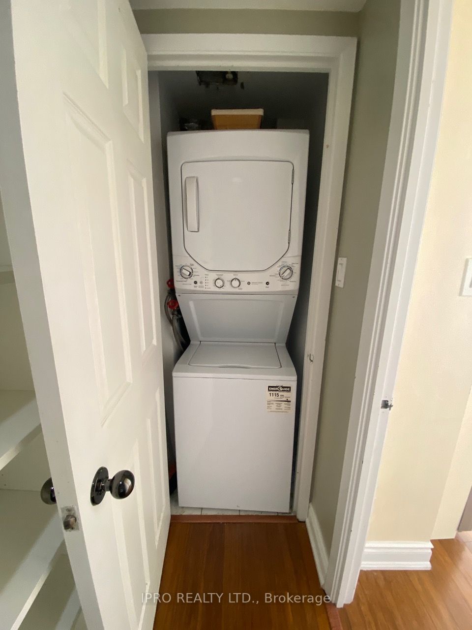 50 Eglinton Ave W, #201