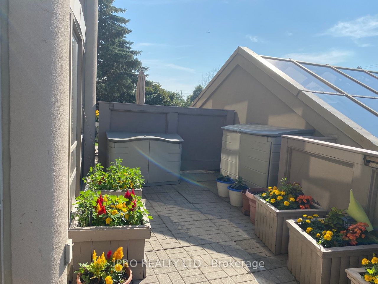 50 Eglinton Ave W, #201