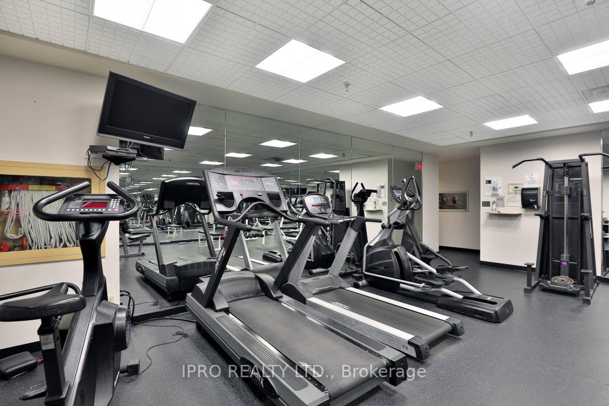 50 Eglinton Ave W, #201