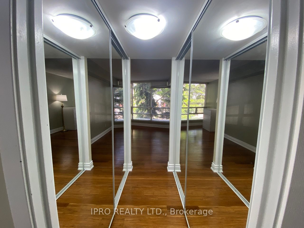 50 Eglinton Ave W, #201