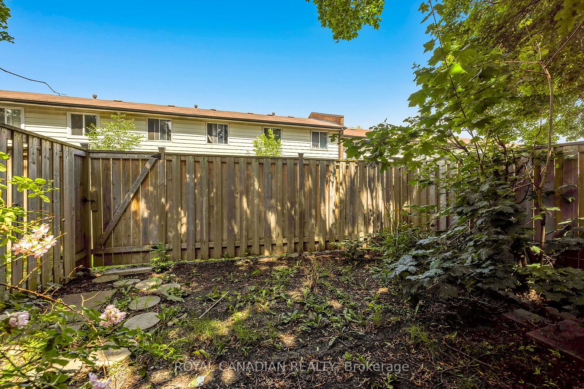 7475 Goreway Dr, ##55