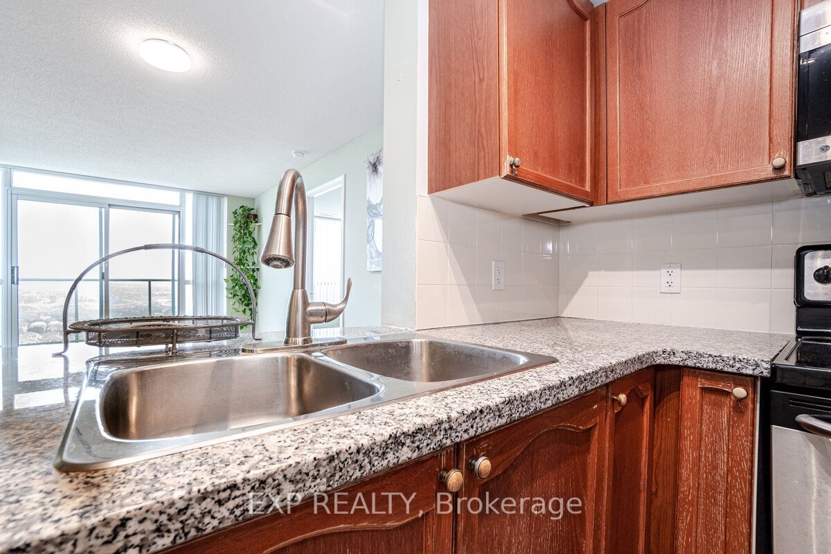4889 Kimbermount Avenue, #PH7
