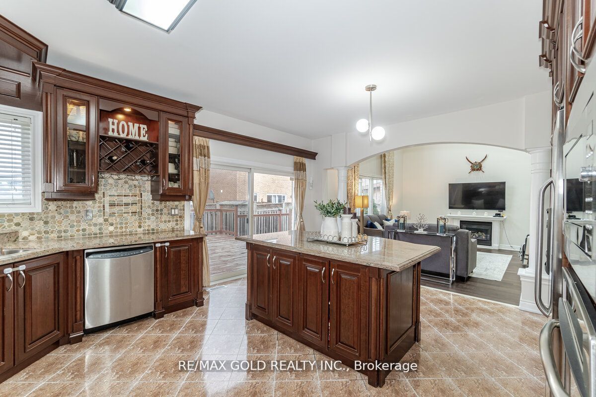 Listing W6637748 - Large Photo # 12