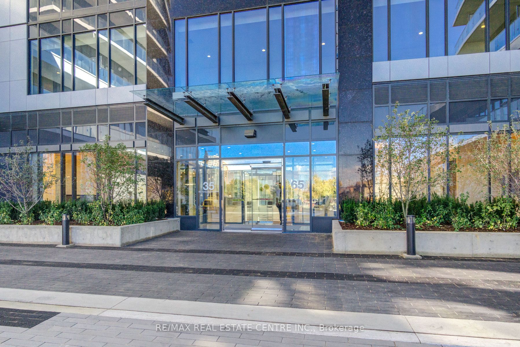 65 Watergarden Dr, #107