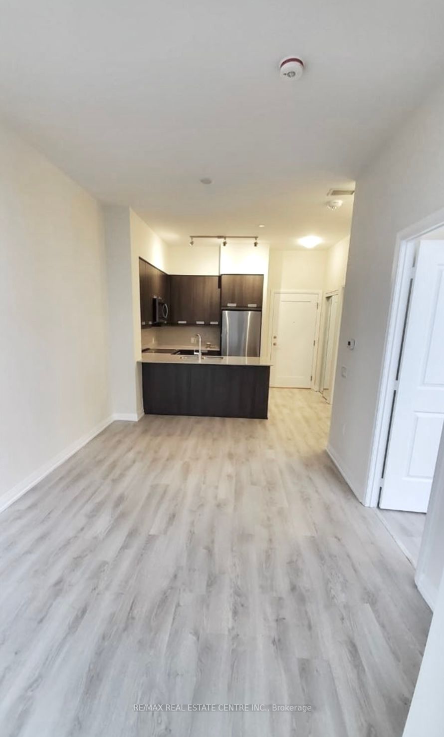 65 Watergarden Dr, #107