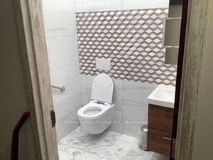 121 First St