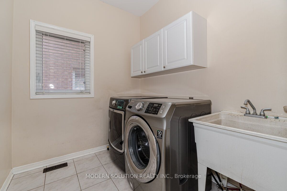 159 Calderstone Rd