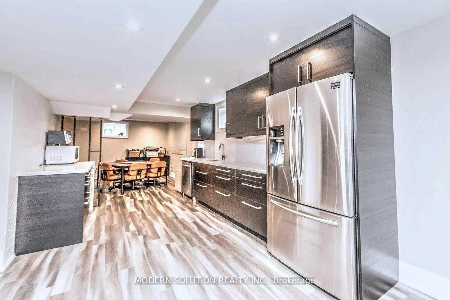 2068 Mississauga Rd