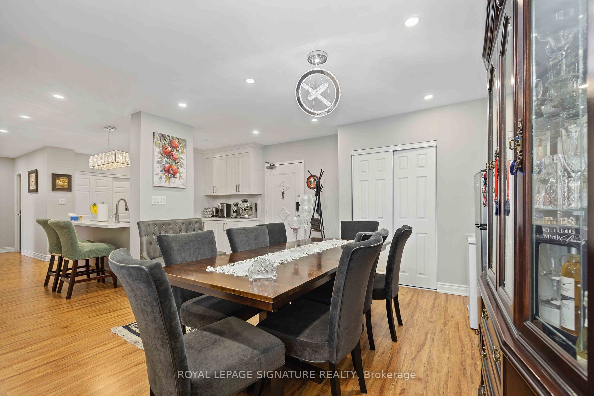 Listing W6638320 - Large Photo # 11