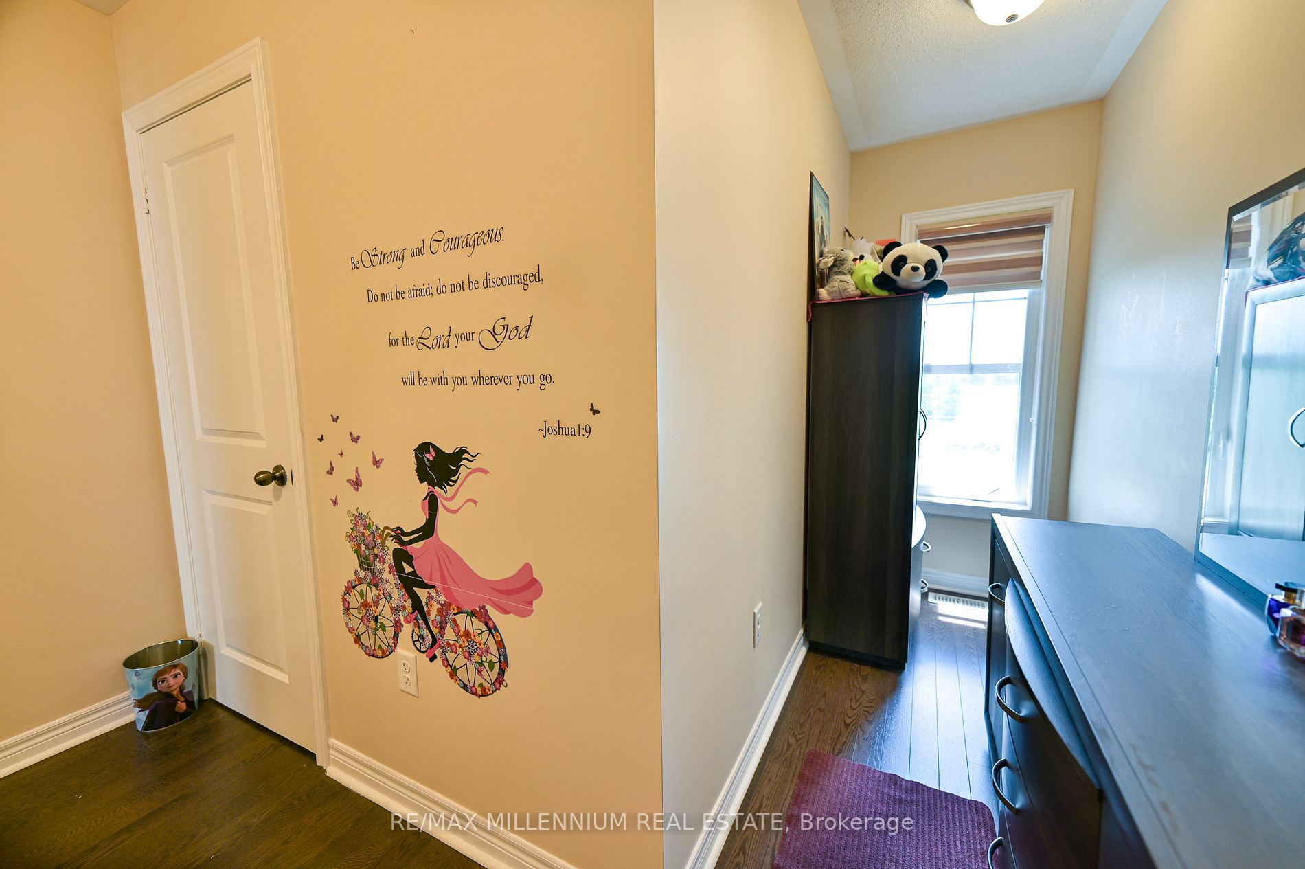 Listing W6638734 - Large Photo # 23
