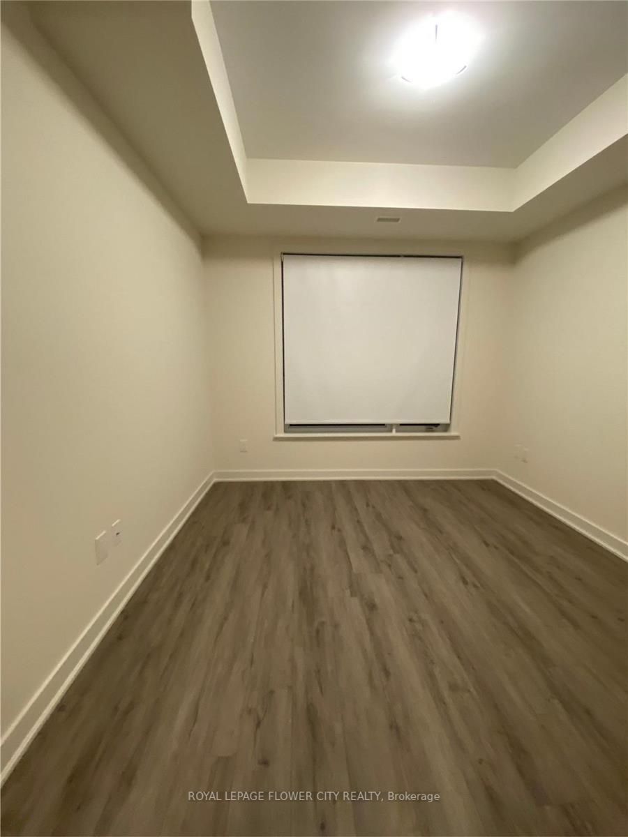 320 Plains Rd, #106
