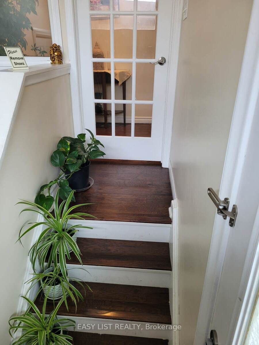 128 Prince Charles Drive