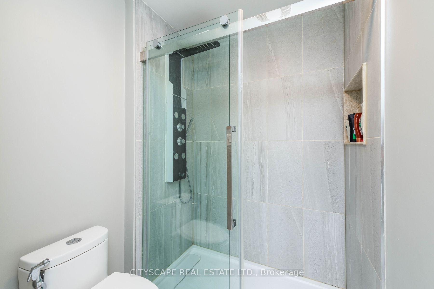 Listing W6639398 - Large Photo # 24