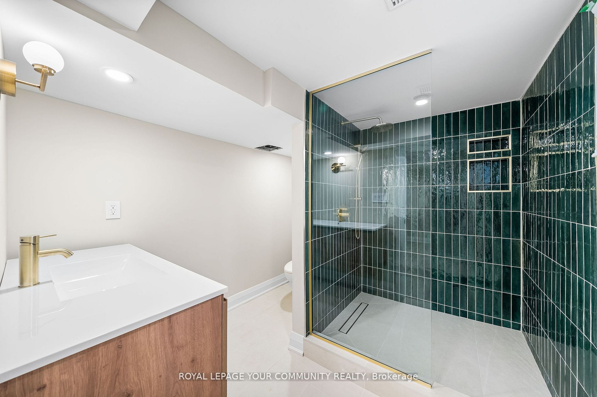 Listing W6639612 - Large Photo # 37