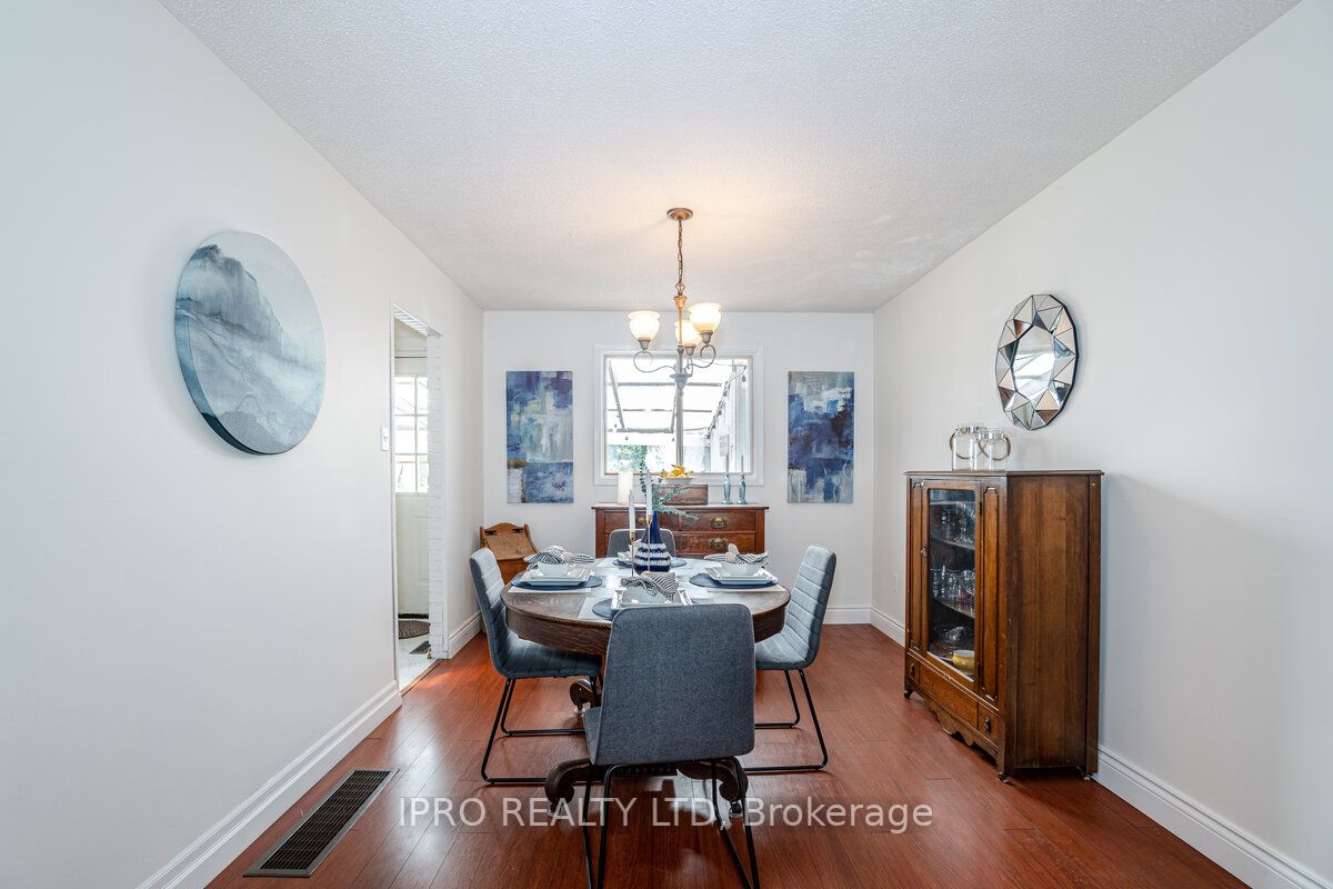 219 Rutherford Road N